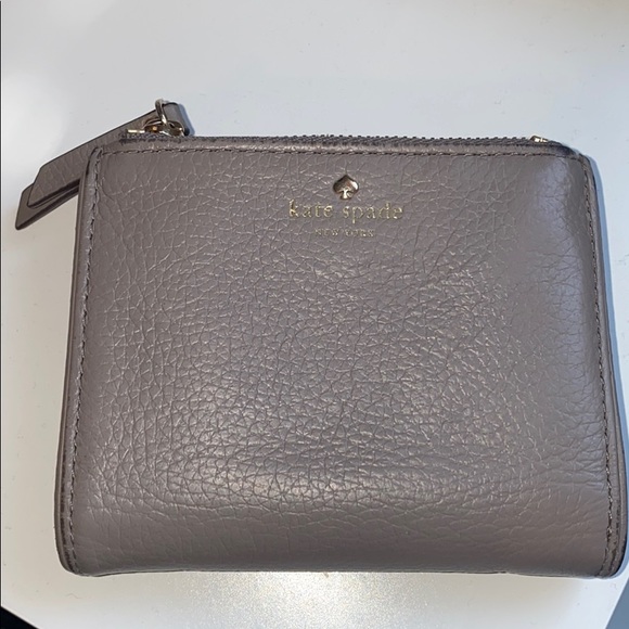 kate spade Handbags - Kate spade small malea bifold leather wallet